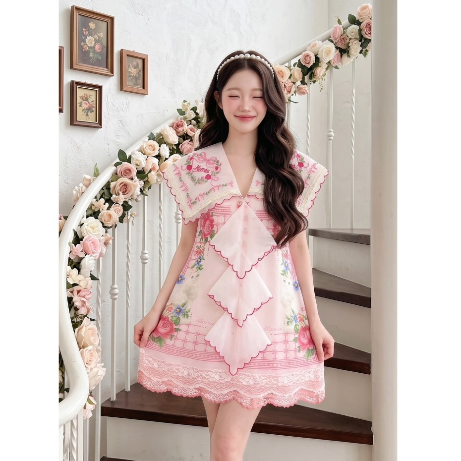 (มี3XL) รุ่นผ้าเช็ดหน้า Legend Rose Dress เดรสสั้นผ้าชีฟองพิมพ์ลายมีกระเป๋าข้าง มีเส้นไหล่ด้านหลัง ปกวินเทจปัก มีซับใน