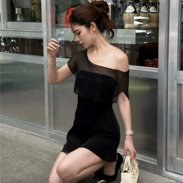 Kaelyn - (Pre 15 วัน พร้อมส่งเฉพาะ ขาว XS) CLAIRE ชุดเดรสสั้นมีผ้าคลุม