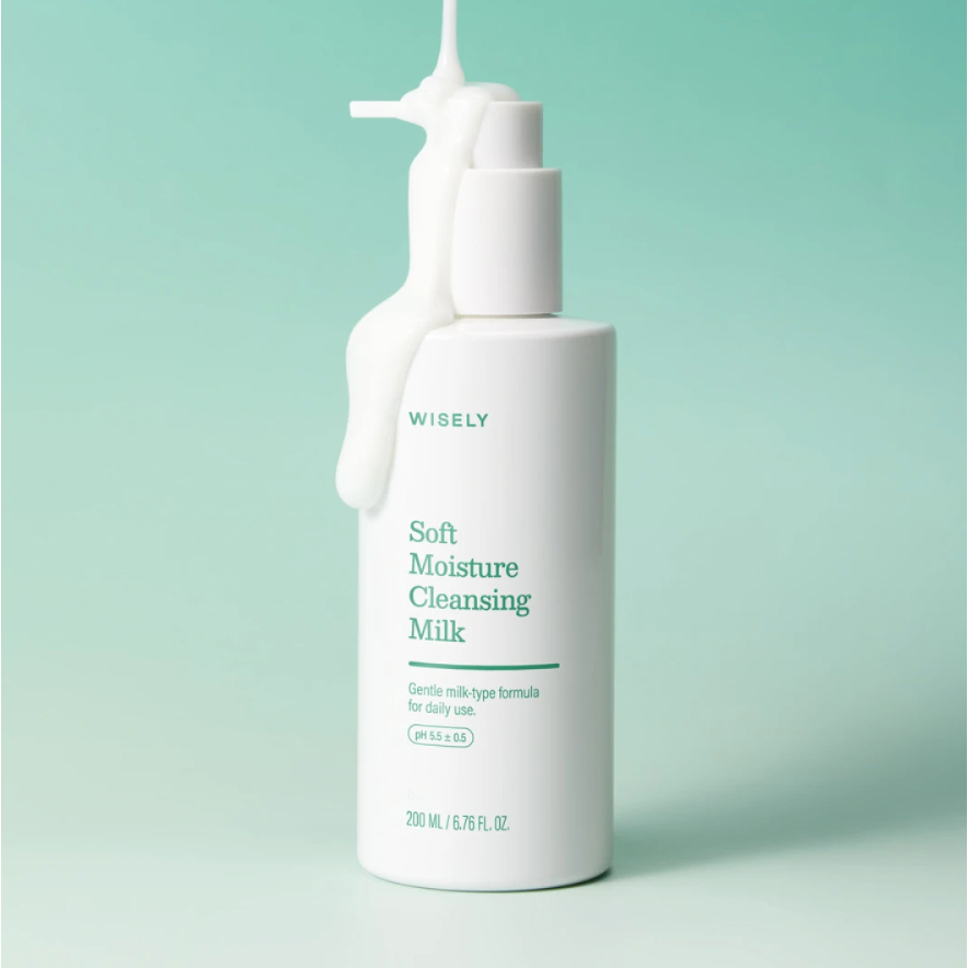 Wisely Soft Moisture Cleansing Milk 200mL คลีนซิ่งน้ำนมสูตรอ่อนโยน ช่วยละลายเมคอัพ ครีมกันแดด ความมันส่วนเกิน สิ่งสกปรก