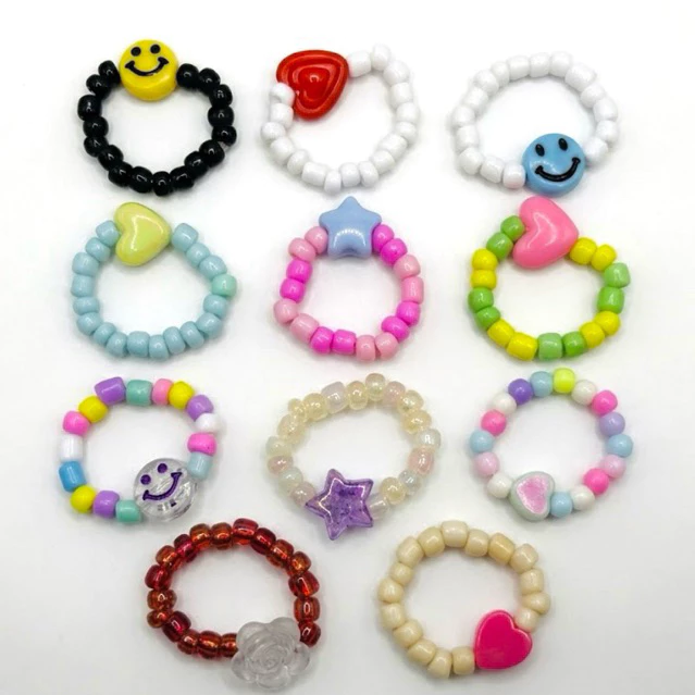 แหวน 1 บาท จี้คละลาย สีสันสดใส น่ารักทุกวง