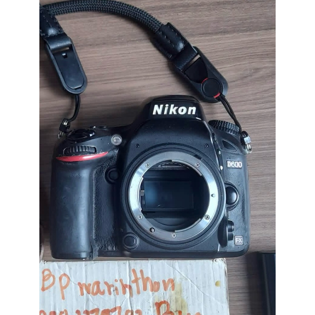 Nikon D600 กล้องดิจิตอล SLR