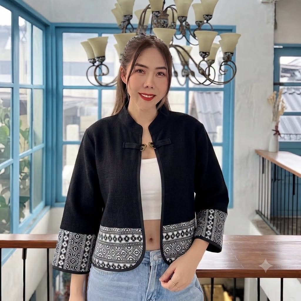 เสื้อคลุมพื้นเมืองแต่งชายผ้า