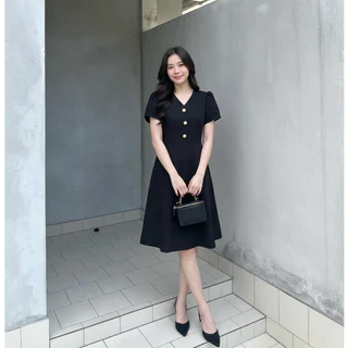 PNK047 Mila Dress✨ เดรสคอวี แขนสั้น กระดุมหน้า ผ้าทิ้งตัวสวย ใส่แล้วดูสุภาพ เรียบร้อย Pinky Dressy