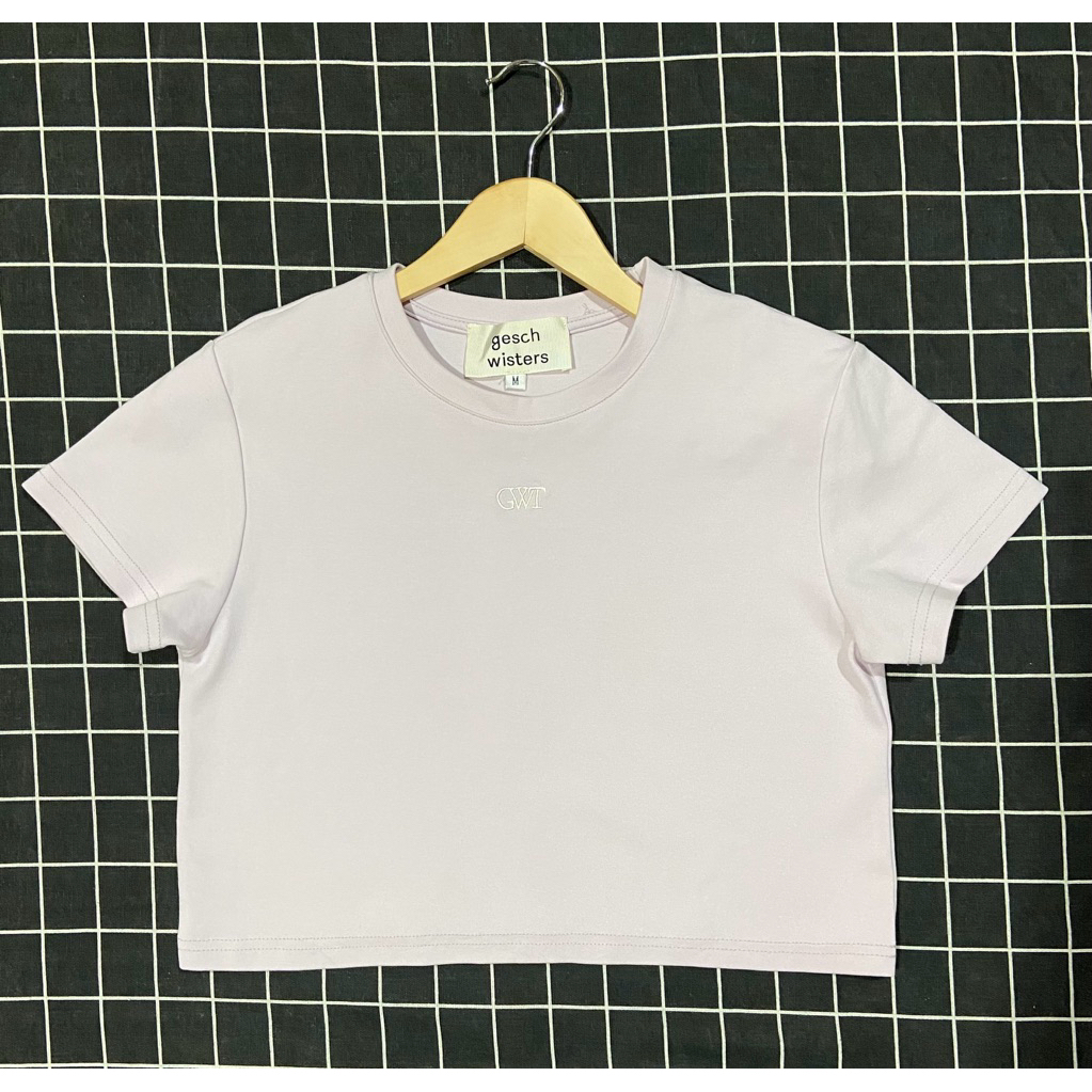 Geschwisters รุ่น GWT Baby tee สี Baby purple Size M สภาพใหม่ ไม่มีตำหนิ (ไม่เคยใส่)