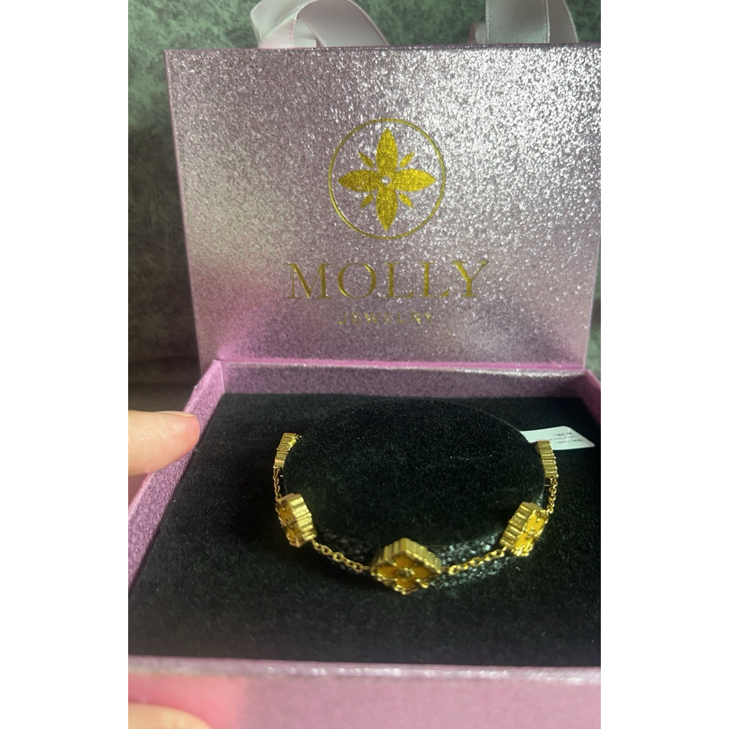 Molly Jewelry สร้อยข้อมือแท้ 100% Linited Edition