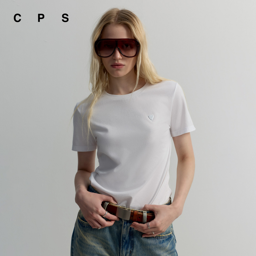 CPS เสื้อยืดคอกลมแต่งปิ๊กโลโก้ ผู้หญิง BASIC CREWNECK TEE รุ่น C26WGWA127 (AW26#P1)