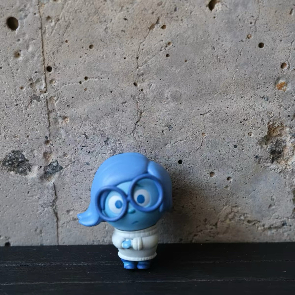 Sadness inside out 4cm.