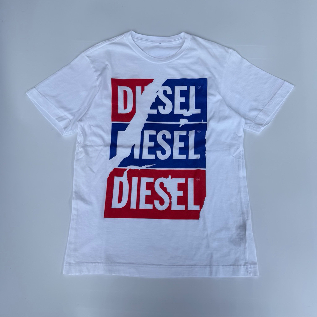 เสื้อยืด Diesel มือสอง