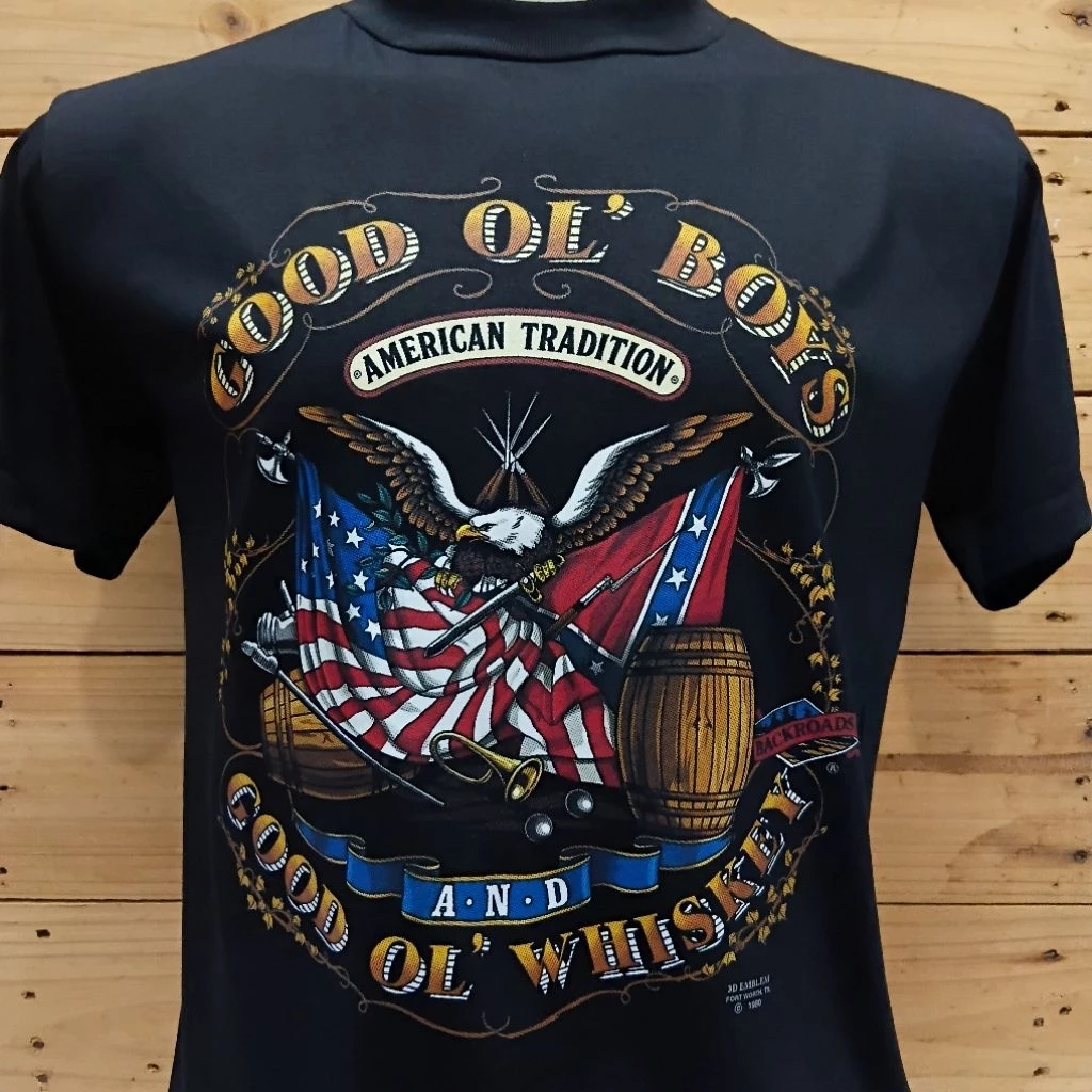 เสื้อ3d ผ้าบาง ลายWhiskey ผ้าฝ้าย สไตล์วินเทจ 90s คอชิด ไหล่ล้ำ ไม่มีตะเข็บข้าง ตะเข็บเดี่ยว วินเทจ ยุค90 อาเล่ ผ้า50