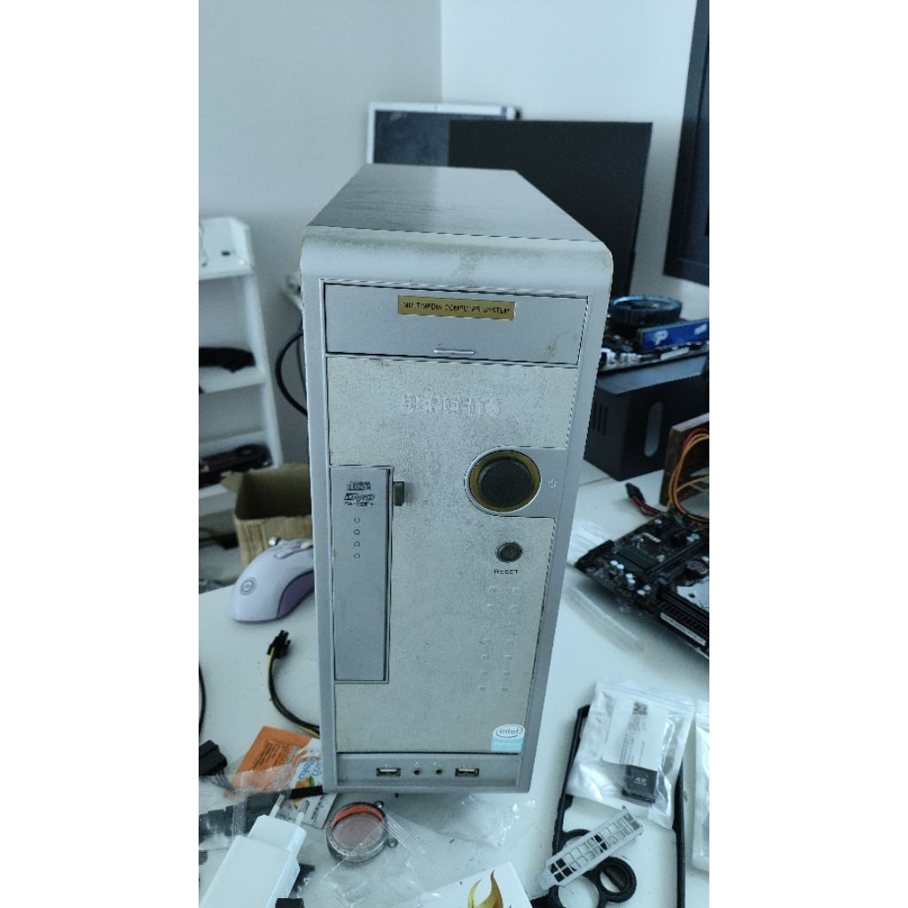 เคสหมก + psu sfx 500w มือสอง งานสะสม ปั้นต่อไม่มีประกัน