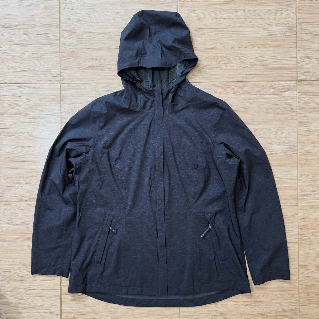 32 Degrees Waterproof Jacket สภาพใหม่ ผ้าบาง กันน้ำ กันลม ปรับหมวก ปรับเอวได้ Sz XL อก 23“ ยาว 29”
