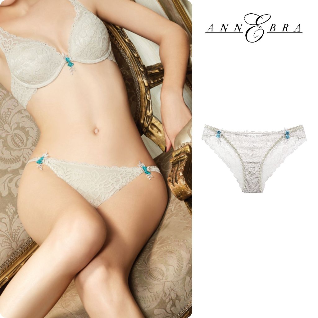 Annebra กางเกงใน ทรงบิกีนี่ ผ้าลูกไม้ Bikini Panty รุ่น AU3-870 สีเบจ