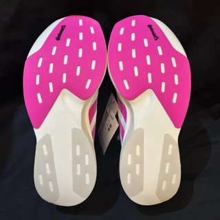 WOMEN EVO SL WOVEN FTWWHT/LUCFUC/VIOTON