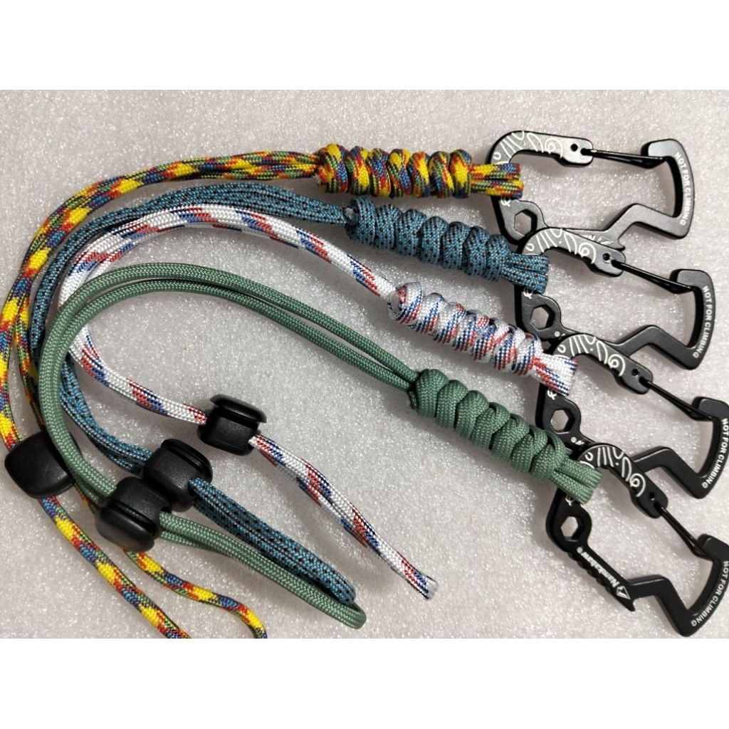 คาราบิเนอร์โลหะ/carabiner มัลติฟังก์ชันใช้เปิดขวด/คล้องสาย/พวงกุญแจ/ห้อยพวงกุญแจใช้งานเอนกประสงค์/สินค้าพร้อมส่งจากไทย