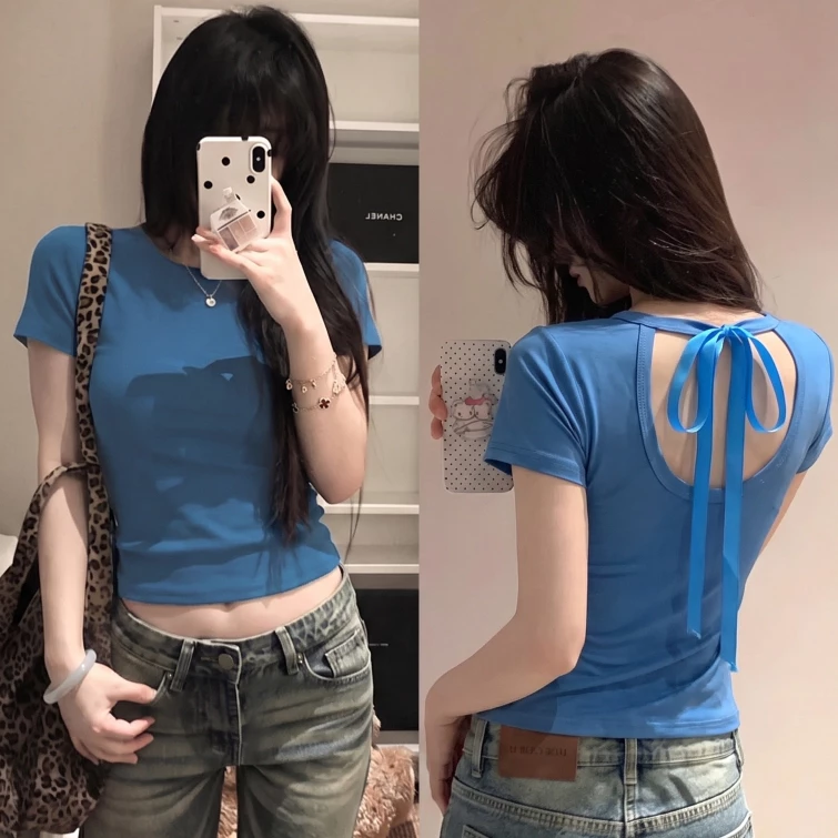 Bella Shop เสื้อยืดสั้นแขนสั้น คอปกหลังโบว์ ยืดได้ กระชับรูปร่าง สวยแซ่บ สไตล์มินิมอล