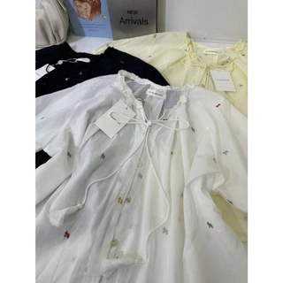 M2256 เสื้อเบลาส์ปักลายน่ารัก มินิมอลสุดๆ! งานน่ารักใส่สบาย ทรงคอผูกเชือกพู่ chic ชิค