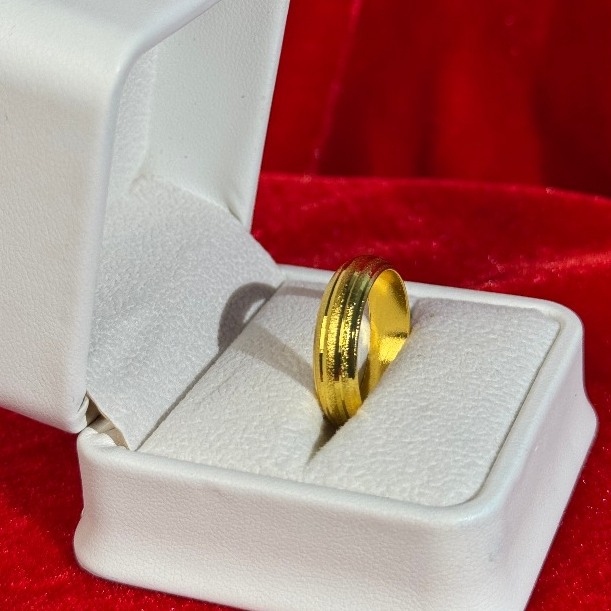 APPLE GOLD SHOP  รหัส RN-23  (ลายร่องคู่ ทองเคลือบแก้ว ) ทองหนัก 50 สต.