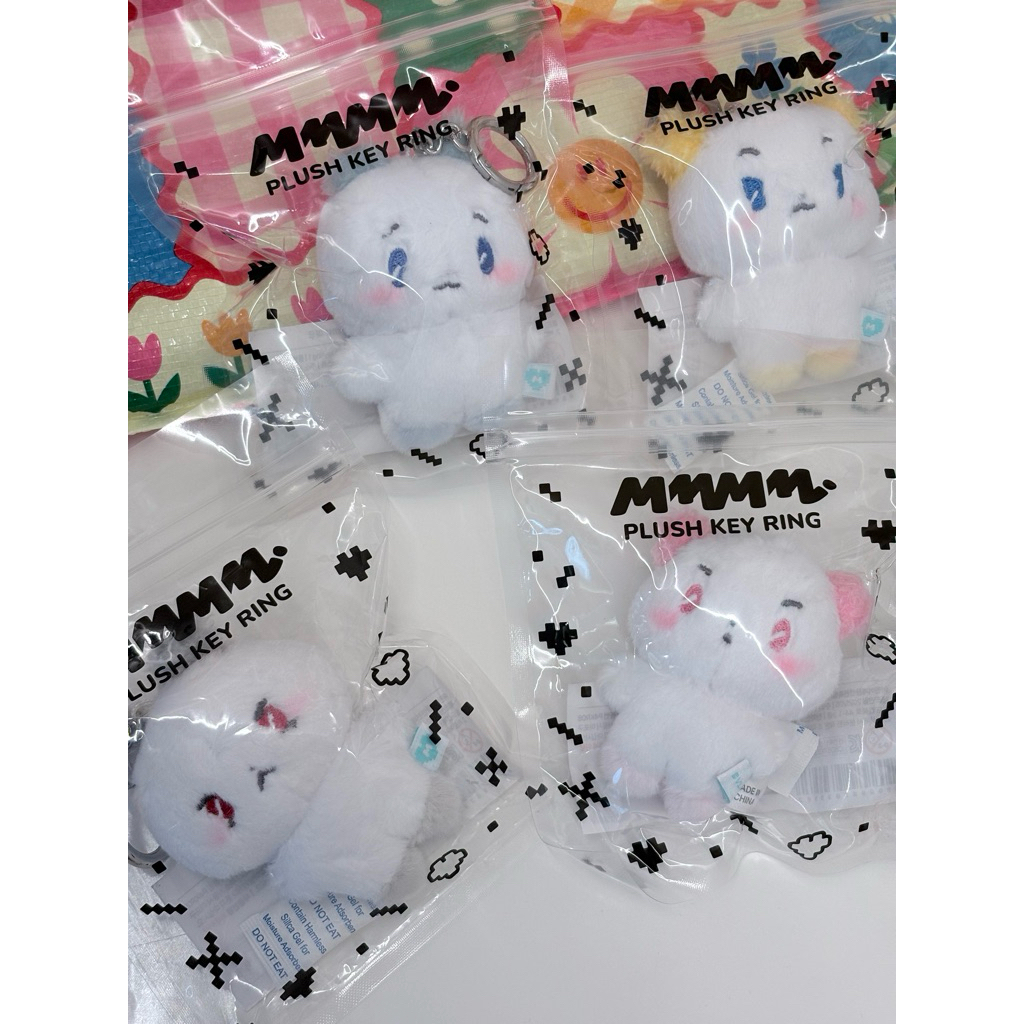 พร้อมส่ง ! 💙💜🩷❤️🖤Mmmm 🫶🏻 //  photocard PLAVE ++ MMMM figure plush keyring