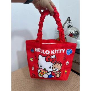 กระเป๋าผ้าแคนวาส ลิขสิทธิ์แท้ sanrio ของพรีเมี่ยม ข.37x23x15 มี 5 ลายให้สะสม📍ของใหม่ พร้อมส่ง