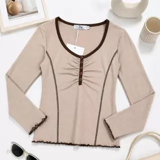 245-246-247 รุ่นSena(เซน่า) ผ้าCotton Supersoft เสื้อแขนยาวทรงเข้ารูป ดีไซน์คอปาดกว้าง เพิ่มความละมุนด้วยดีเทลจับจีบ