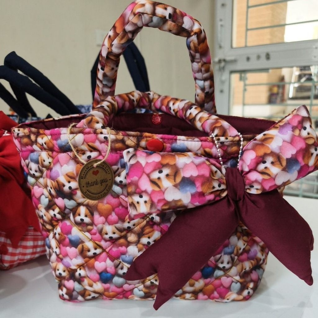 Panisara Handmade กระเป๋าถือนุ่มนิ่มใบเล็ก
