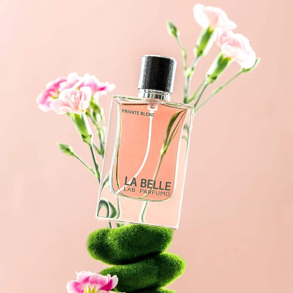 LAB PARFUMO La Belle น้ำหอมผู้หญิง กลิ่นดอกไม้ หอมละมุน สดชื่น [น้ำหอมแบรนด์ไทย ติดทนนาน]