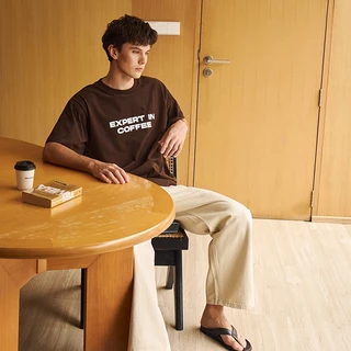 introvertwears | Coffee Expert Tee (สกรีน Rookie ด้านหลัง) เสื้อยืดแขนสั้น คอกลม ผ้าหนานุ่มพิเศษ ใส่สบาย