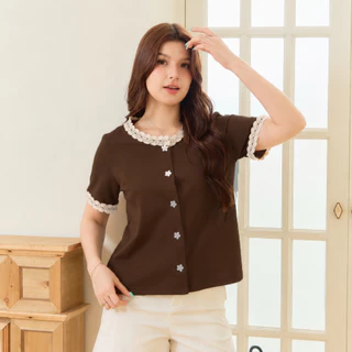 Glucoat | [A905/A649] เสื้อยืดแขนสั้นคอกลมสีน้ำตาล/สีดำ แต่งเทปฉลุสีครีม กระดุมหน้าใช้งานได้จริง