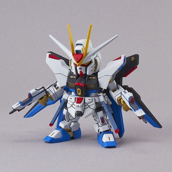 BANDAI : Gundam SDEX Standard Strike Freedom Gundam