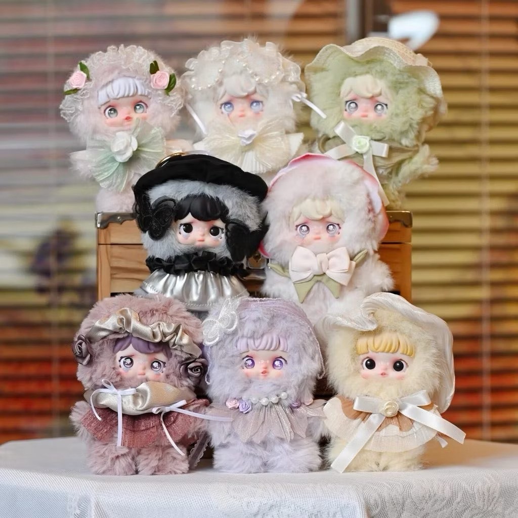 ⭐️พร้อมส่ง⭐️Yomi Yomi Rose Nocturne น้องเป็นพวงกุญแจ ✨แบบสุ่มลุ้นตัว✨ ราคาต่อ 1 จุ่ม