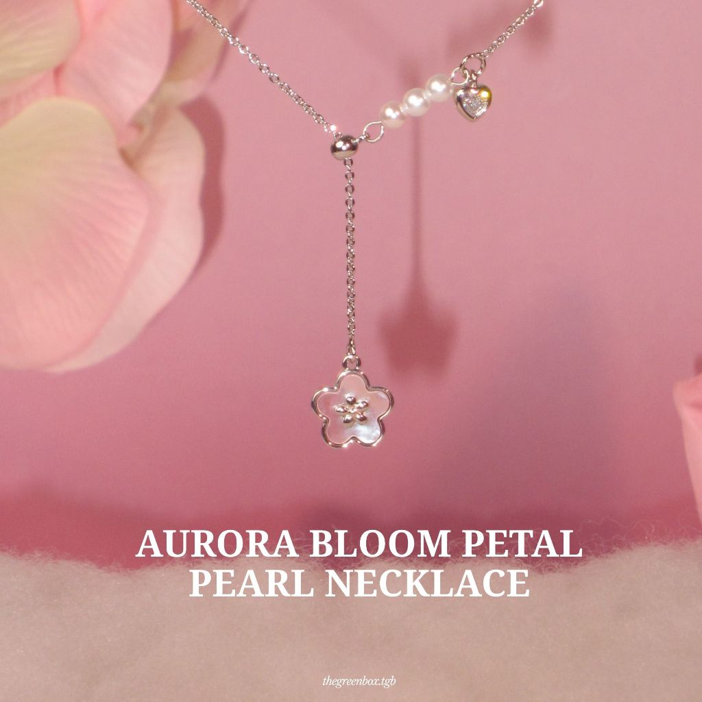 สร้อยคอ Aurora Bloom Petal Pearl Necklace วัสดุพิเศษ Mother of Pearl - The Green Box
