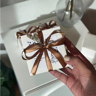 G23 Gift box ของขวัญเทียนหอม 30 ml กล่องขาว โบว์น้ำตาล ไม่รวมถุงกระดาษ ของชำร่วยงานแต่ง