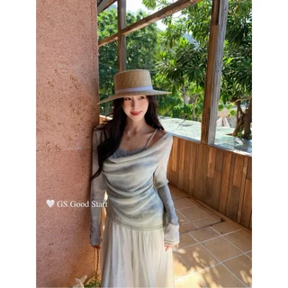 B713 | เสื้อคอเดรปแขนยาว + สายเดี่ยวลูกไม้ในตัว เสื้อทรงเข้ารูป คอเดรปทิ้งตัวเป็นชั้นๆ ช่วยให้ช่วงค