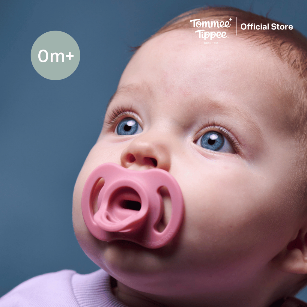 Tommee Tippee Ultralight Soother 0-6 Months, Girl, Twin Pack (New) image 2