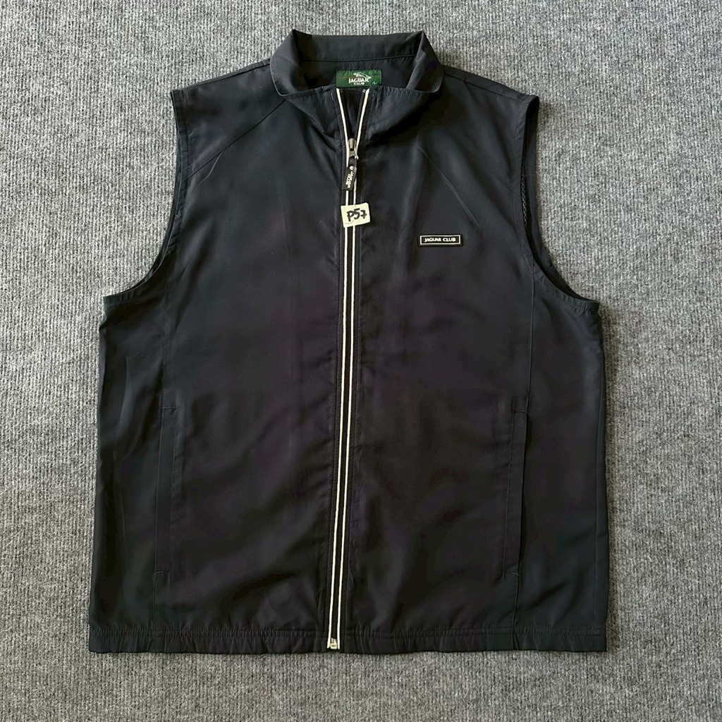 P57 แบรนด์ตามภาพ เสื้อกั๊ก อก44“ ยาว26”