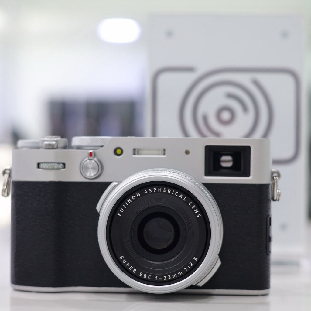 กล้อง Fujifilm X100V