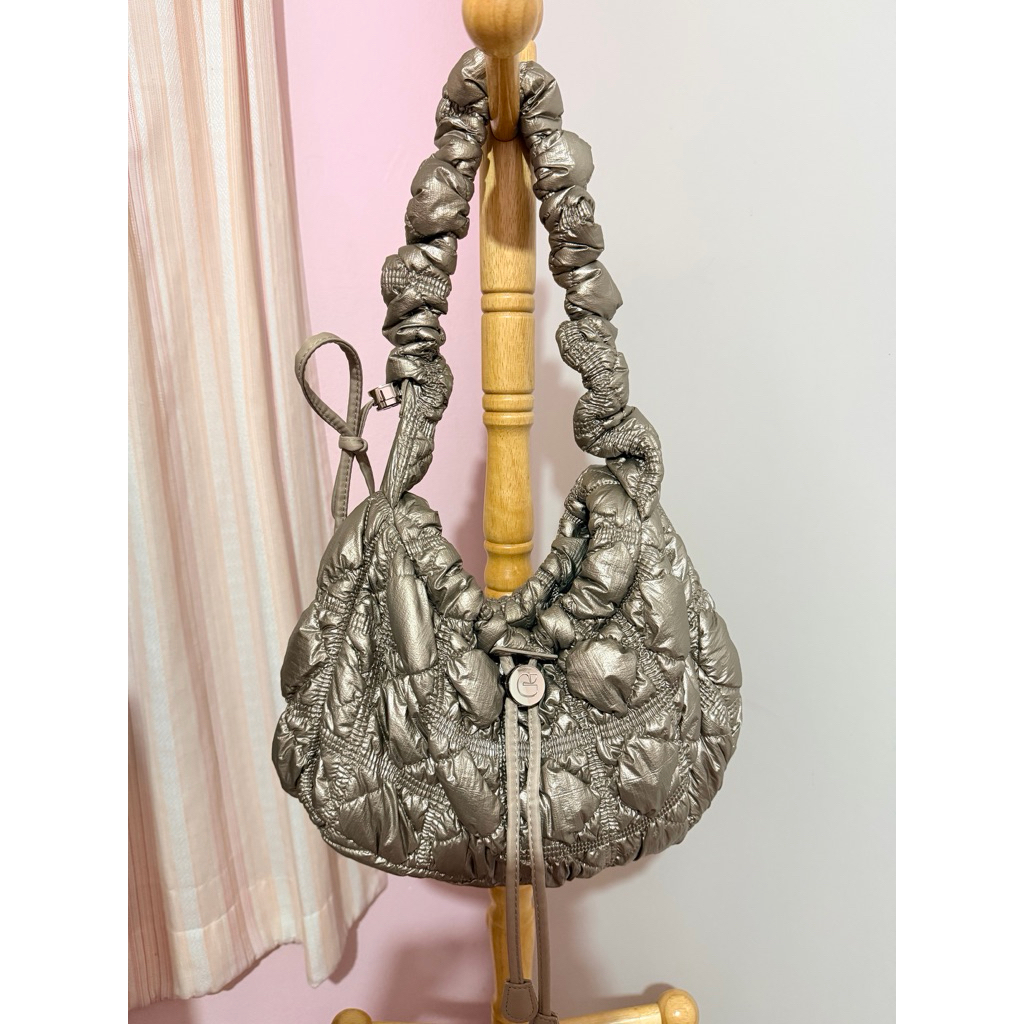 Carlyn Joy Bag สี taupe