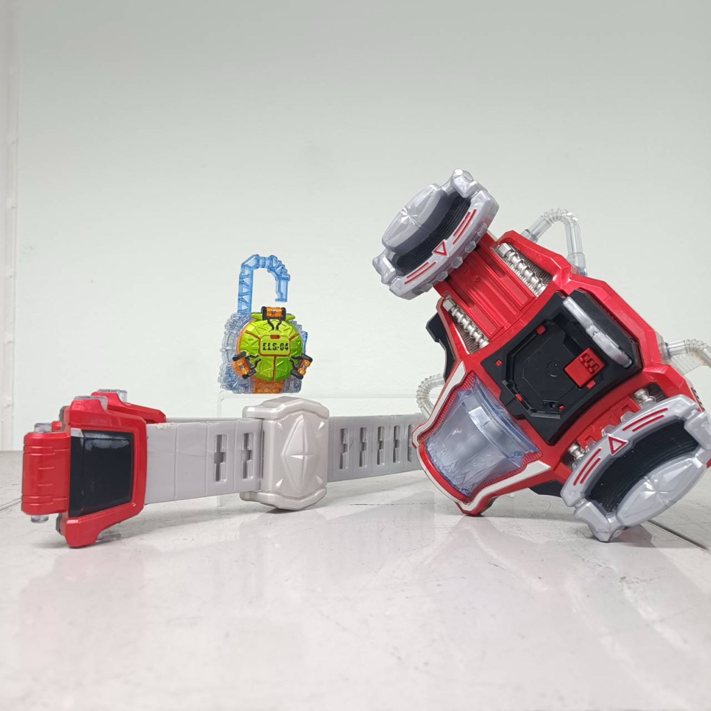 [พร้อมส่ง] BANDAI KAMEN RIDER GAIM : DX GENESIS DRIVER SET