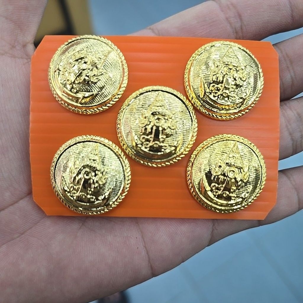 กระดุมชุดขาวใหญ่ ทหารเรือ 1 ชุด 5 เม็ด