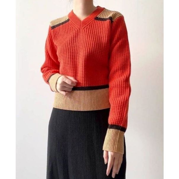 Marni X Uniqlo Popcorn Knitted V Neck Sweater