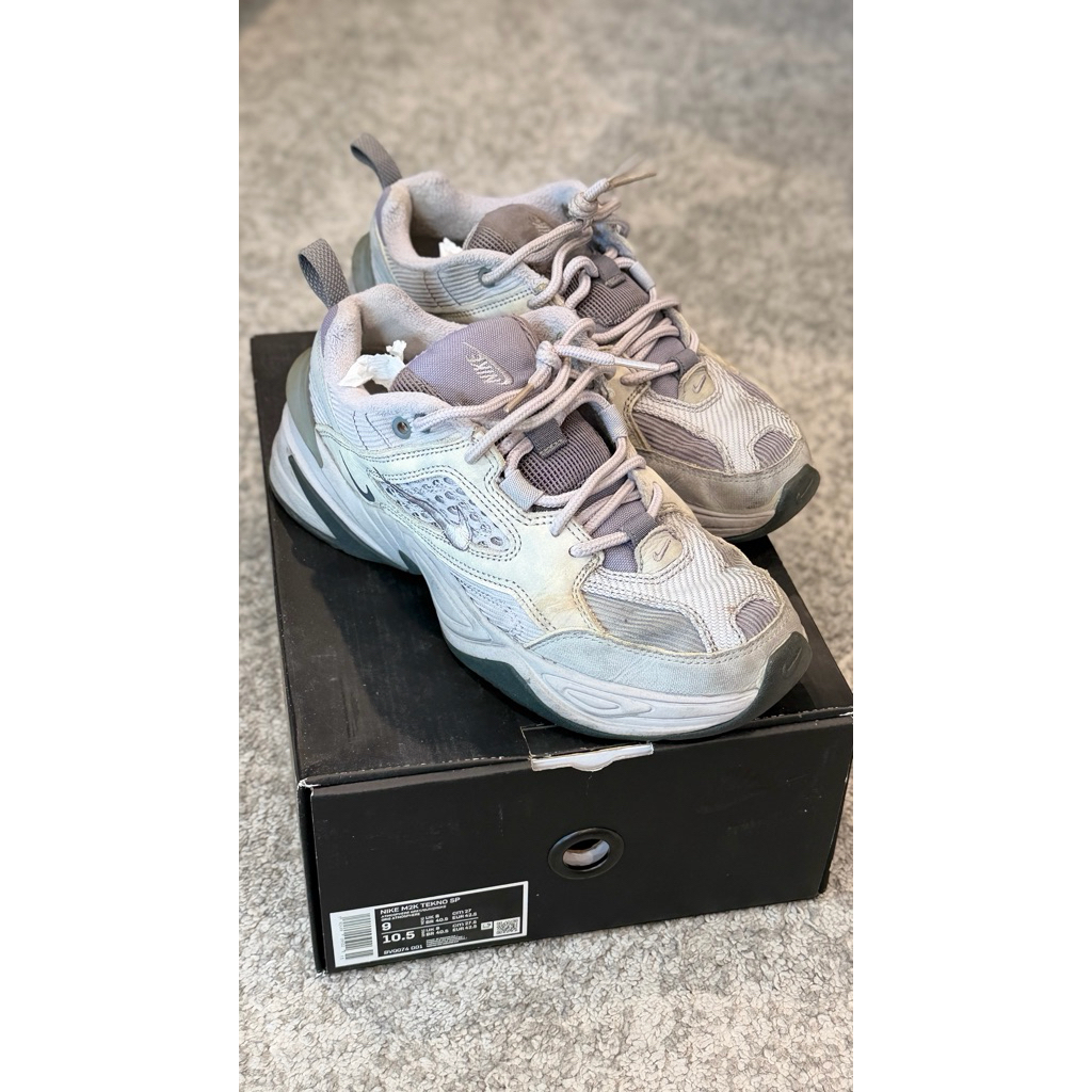 [รองเท้า มือสอง] NIKE M2K Tekno SP สีเทา ขนาด EU: 42.5/ US: 9/ UK: 8/ CM:27