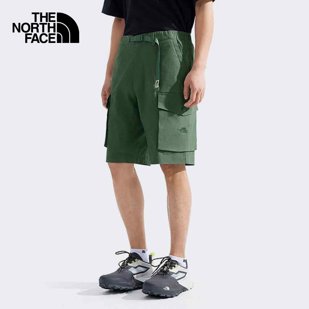 THE NORTH FACE MEN UTILITY CARGO SHORT(ดูตารางไซส์ ASIA/AP) - DUCK GREEN กางเกงขาสั้น ผู้ชาย