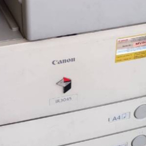 เครื่องถ่ายเอกสาร CANON iR3045 แถมฟรี หมึก 4ตลับ