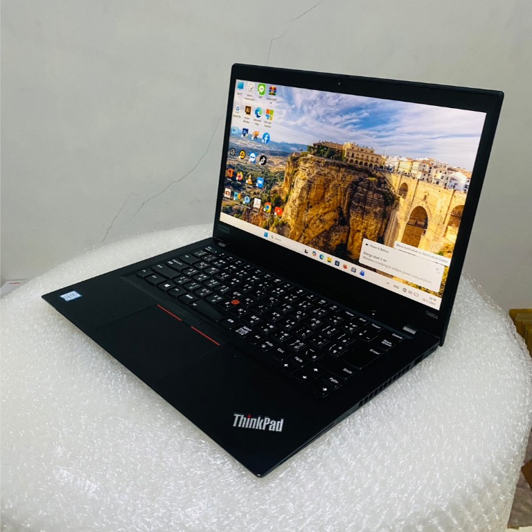 โน๊ตบุ๊คมือสอง Notebook Lenovo T480 Core i5gen8(RAM:8GB/SSD:256GB) ขนาด14" วินโด้ 11 พร้อมโปรแกรม