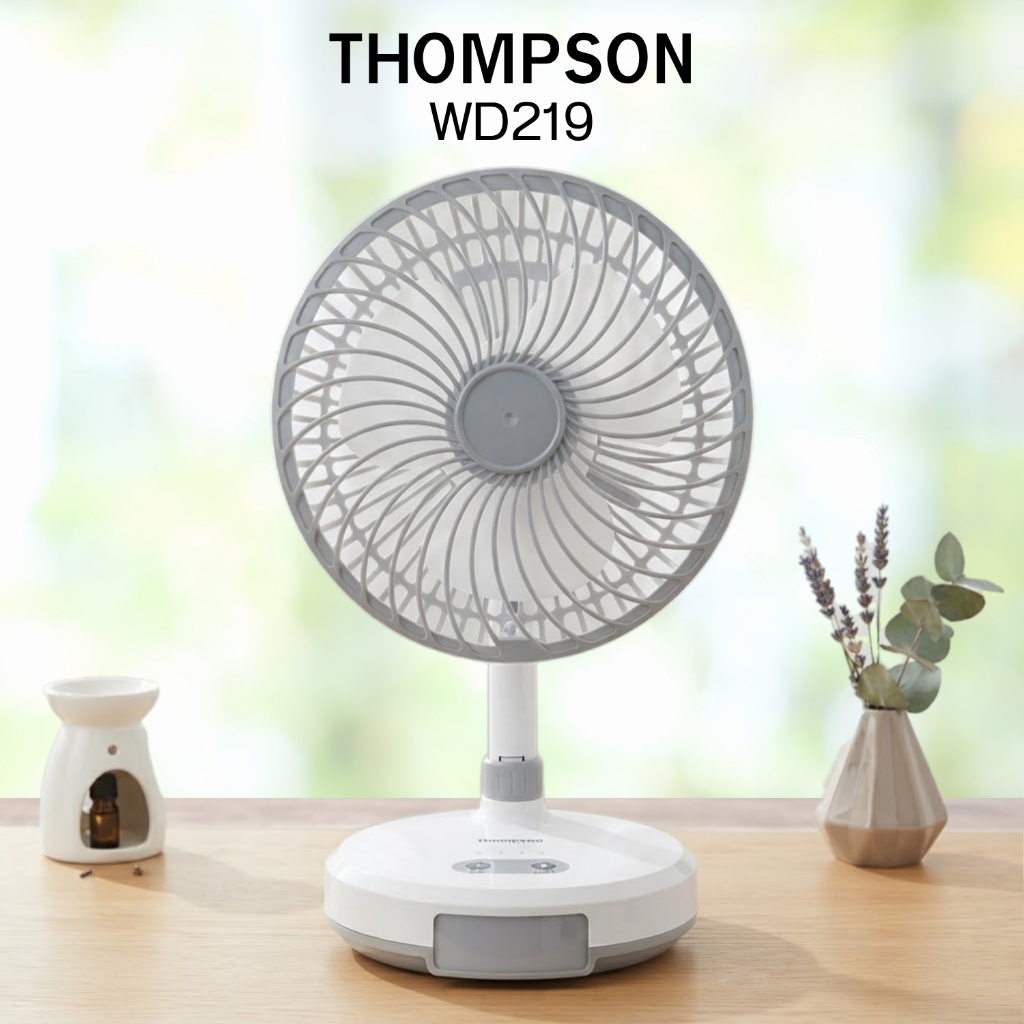 พัดลมชาร์จไฟ MINI PORTA THOMPSON  รุ่น WD219 (หน้าปัดพัดลมสีเทา)