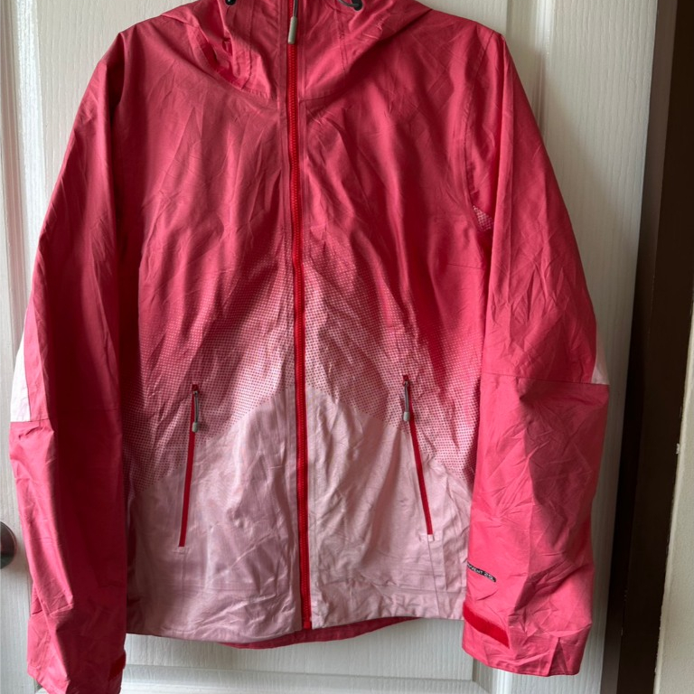 เสื้อกันหนาว the north face แท้!! มือสอง hy vent 2.5L อก 40 ยาว 24 มีตำหนิโลโก้ลอก   กันละอองน้ำ กัน