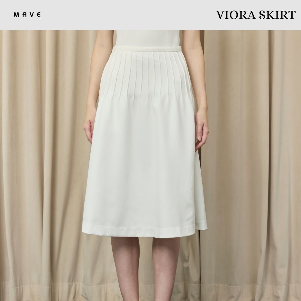 MAVE กระโปรงรุ่น VIORA สี OFF WHITE