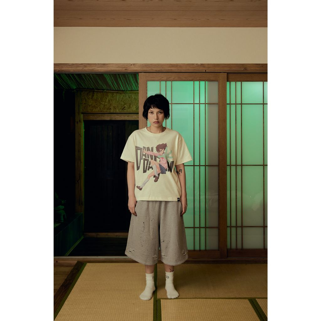 Momo Ayase تيشيرت — كريمي — صورة 4