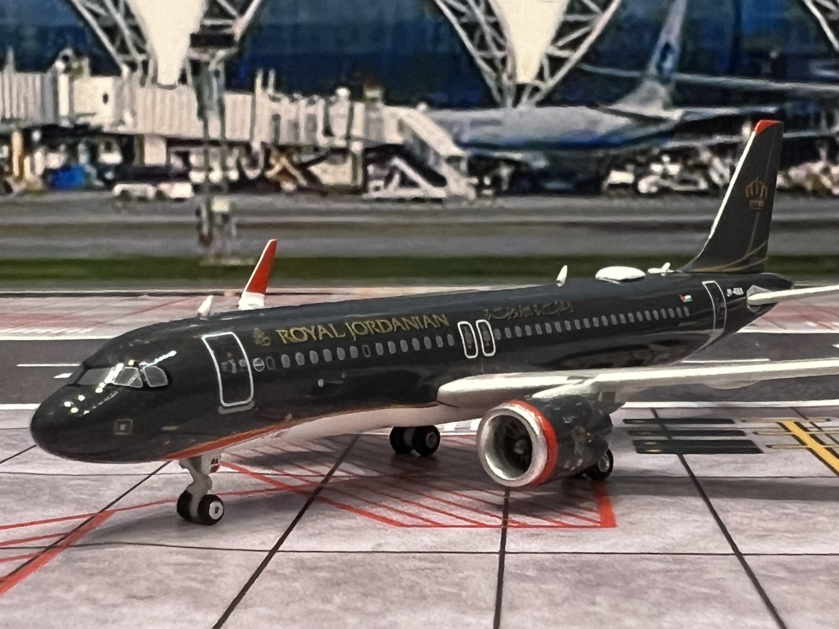 Phoenix 1:400 Royal Jordanian A320neo JY-RAA PH1969