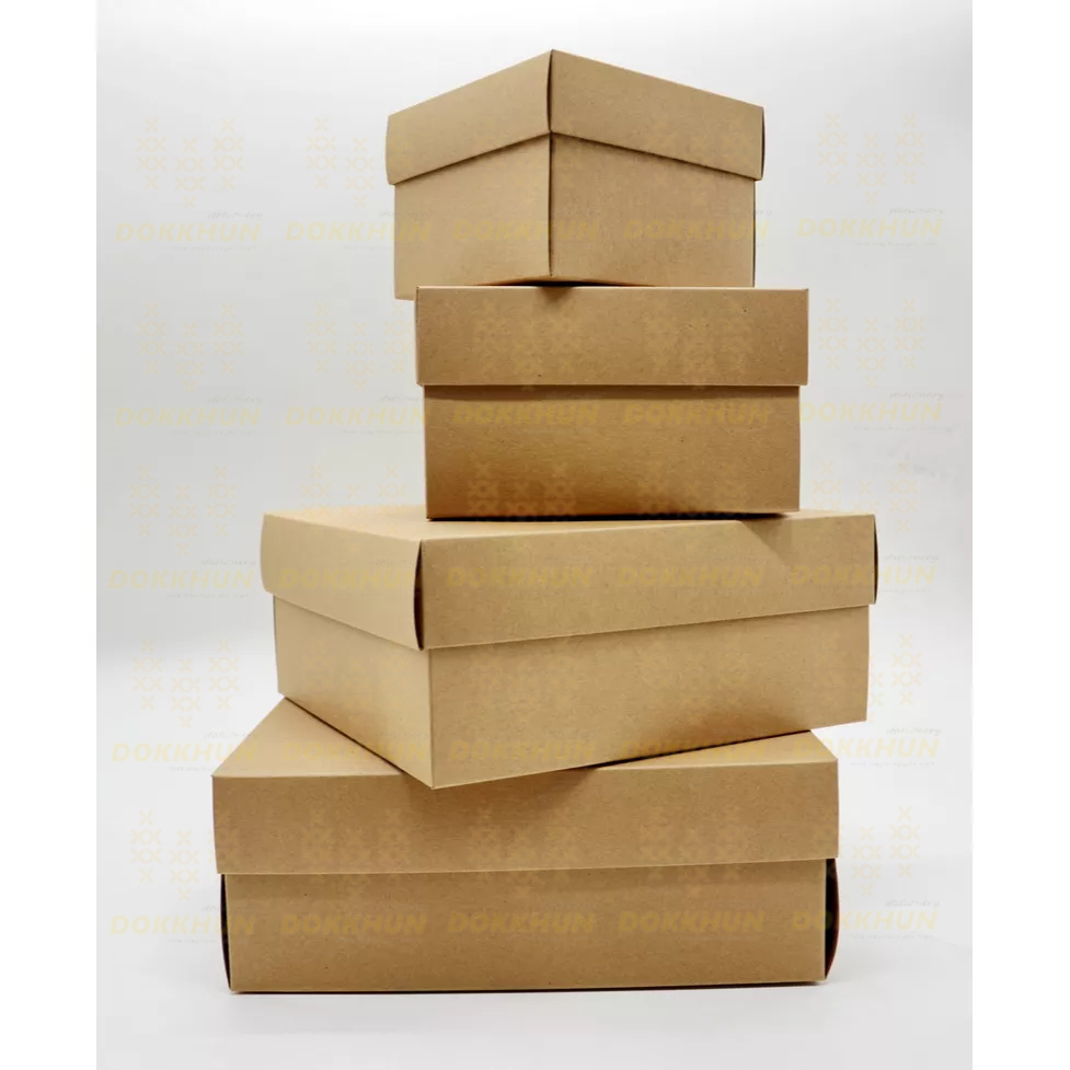 (ทักแชทก่อนสั่งซื้อ) กล่องของขวัญ (แพ็ค 12ใบ) กระดาษคราฟท์ ฝาทึบ ฝาใส พร้อมส่ง